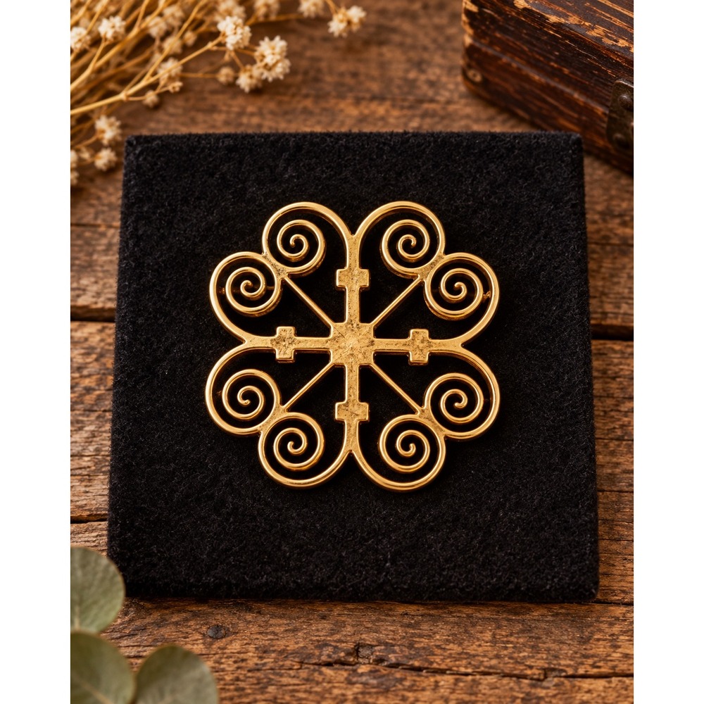 Vintage Gold Tone Openwork Scroll Quatrefoil Brooch Pin Filigree Spiral Design